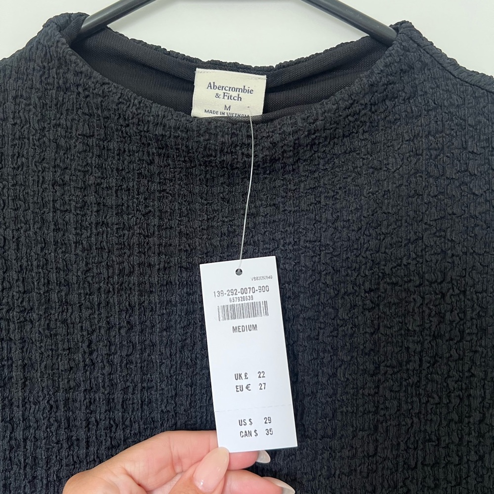 NWT Abercrombie & Fitch Black Textured Muscle Tank - Picture 4 of 4